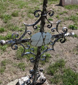 Handmade wrought iron tombstone taken in Richardson Cemetery, Laredo, Missouri.